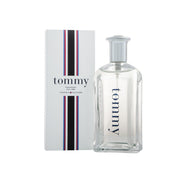 Tommy Eau De Toilette, Tommy Hilfiger 100 ml – klar glasflaske med bløde kurver, sølvfarvet låg og diskret logo