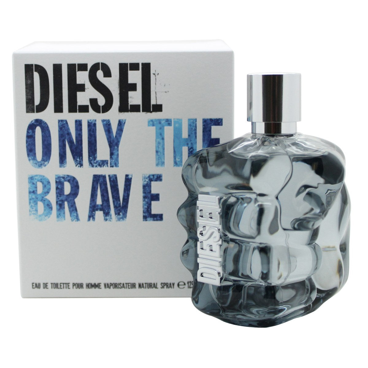 Diesel Only The Brave Eau de Toilette 125 ml fra Diesel, flakon formet som blå knytnæve i glas med sølvdetaljer