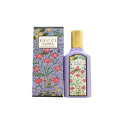 Flora Gorgeous Magnolia Eau De Parfum, Gucci 50 ml, rosa glasflaske med gylden hætte, sort sløjfe og floral etiket