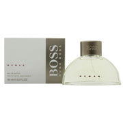 Hugo Boss Boss Woman Eau de Parfum 90 ml fra Hugo Boss i klar glasflaske med lyserød væske og sølvfarvet låg