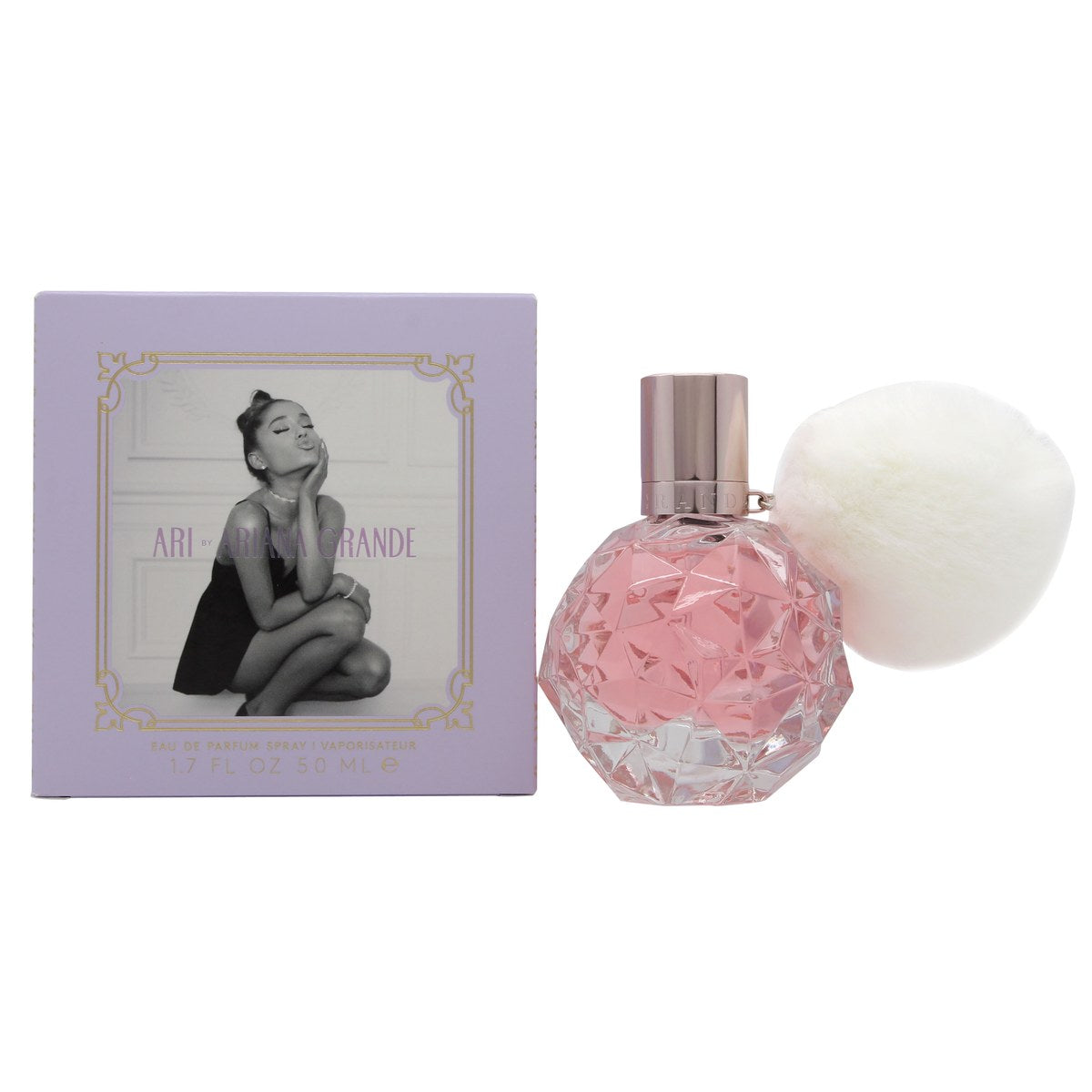 Ariana Grande Ari Eau de Parfum 50 ml – facetsleben rosa glasflakon med sølvkuglelåg og hvid pompom
