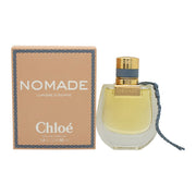 Chloé Nomade Lumiere d'Egypte Eau de Parfum 50 ml fra Chloé, riflet glasflakon med gylden top og sandfarvet sløjfe.