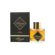 Maison Alhambra Kismet Magic Eau de Parfum 100 ml i mørklilla glasflaske med guldkapsel og dekorativ etiket.