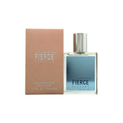 Abercrombie & Fitch Naturally Fierce Eau de Parfum 30 ml – gennemsigtig rosa flakon med sølvfarvet låg og afrundet form
