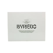 Byredo Blanche Eau de Parfum 100 ml fra Byredo i klar rektangulær glasflaske med sort låg og minimalistisk hvid etiket