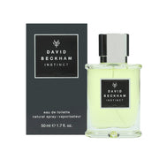 David Beckham Instinct Eau de Toilette 50 ml – David & Victoria Beckham, mørk ravfarvet glasflakon med sølv låg