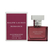 Ralph Lauren Romance Eau de Parfum Intense 30 ml fra Ralph Lauren – klar rosa duft i rektangulær glasflaske med sølvfarvet låg og enkel typografi